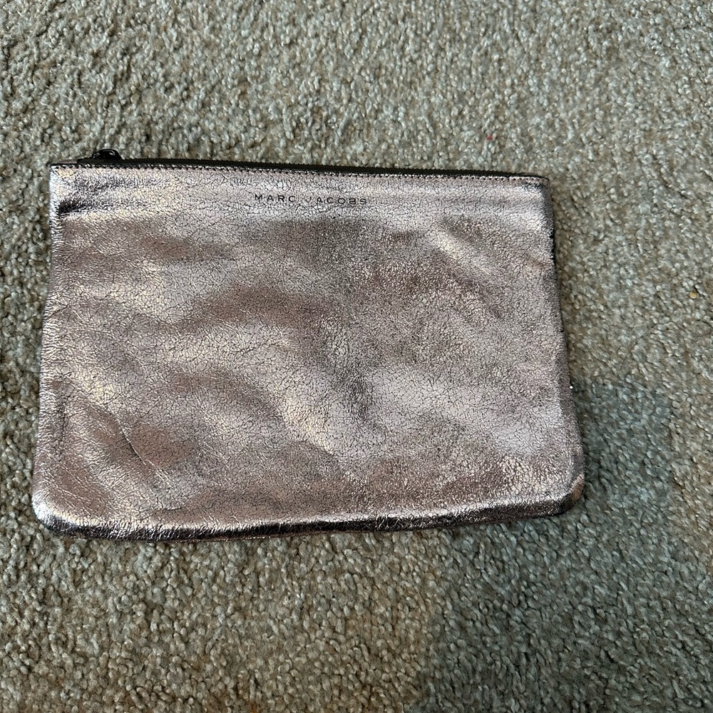 NWOT Marc Jacobs x Neiman Marcus Target Collaboration Metallic Rose Gold Leather